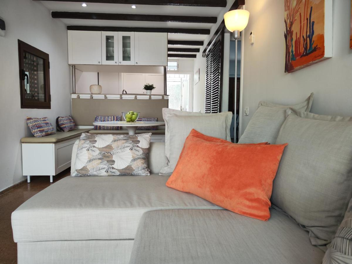 Balandros 116 Apartment